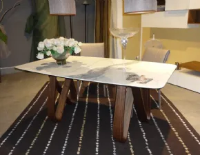 Tavolo sagomato in vetro Butterfly Tonin casa in Offerta Outlet