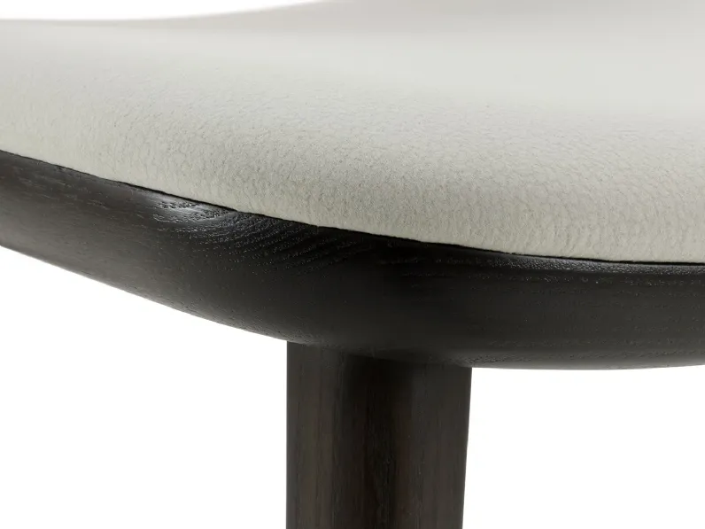 Tavolo sagomato Jones e vence outlet Diotti.com scontato del 40%