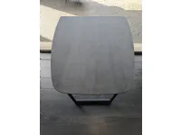 Tavolo in ceramica sagomato Ribot allungabile in ceramica Altacom in offerta outlet