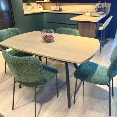 Tavolo in laminato sagomato Elica Sedit a prezzo scontato