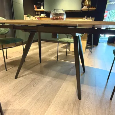 Tavolo in laminato sagomato Elica Sedit a prezzo scontato