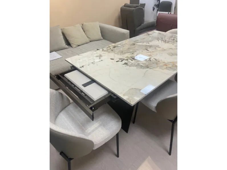 Tavolo rettangolare in ceramica Sintesi di Altacom in Offerta Outlet
