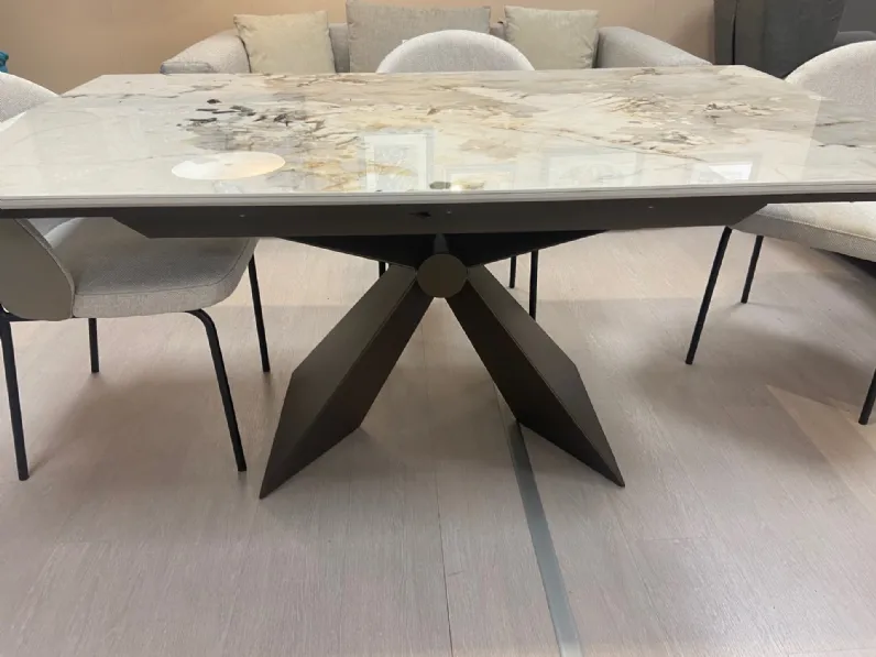 Tavolo in ceramica rettangolare Sintesi Altacom in offerta outlet