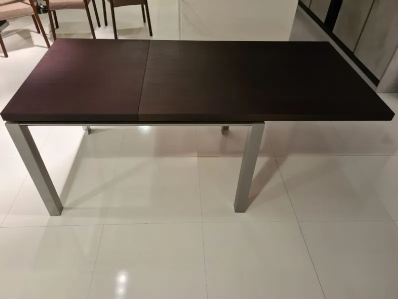 Tavolo rettangolare allungabile Steel Jesse a soli 650 Euro