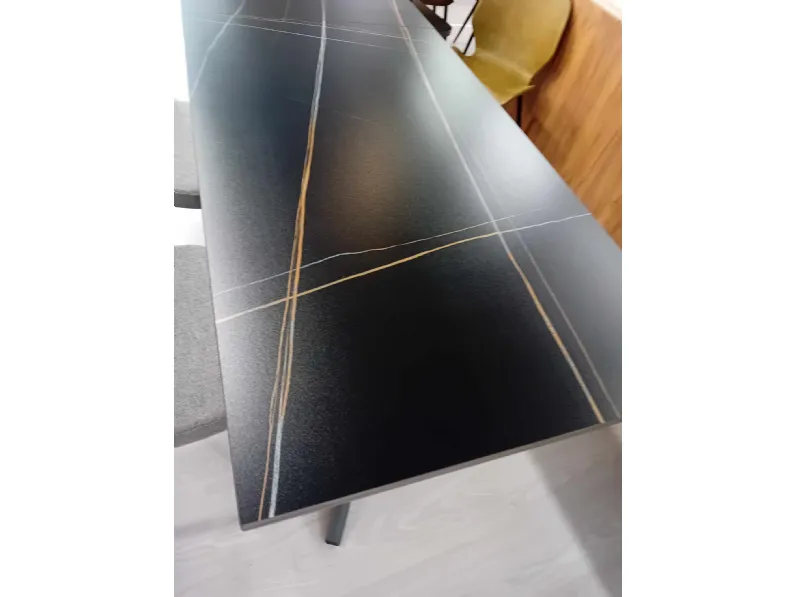 Tavolo Ares Stones in OFFERTA OUTLET -39%