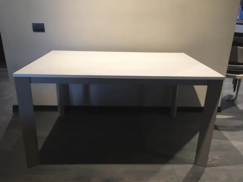 Tavolo T93 galileo Friulsedie a prezzo ribassato