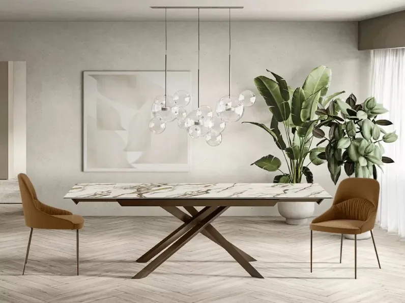 Tavolo in metallo rettangolare Tavolo e sedie in metallo Artigianale a prezzo scontato