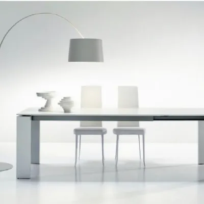 Tavolo rettangolare in vetro Tavolo layer allungabile nero piano in cristallo nero bonaldo di Bonaldo in Offerta Outlet