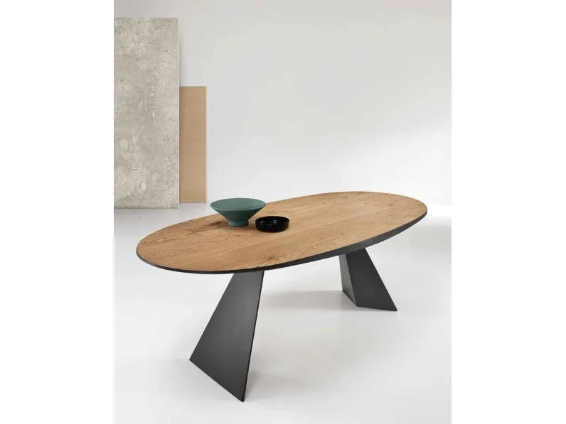 Tavolo ovale impiallacciato 2 colori Md work in OFFERTA OUTLET