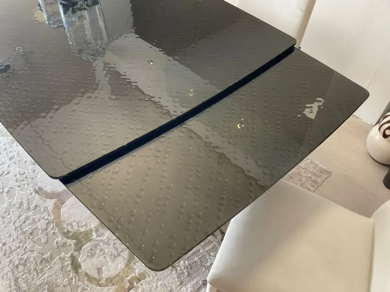 Tavolo sagomato in vetro Tavolo sidney di Scavolini in Offerta Outlet