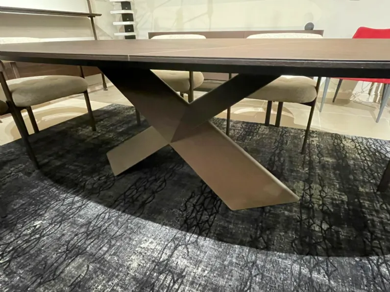 Tavolo fisso Tyron wood y salva Cattelan italia a soli 2700 Euro