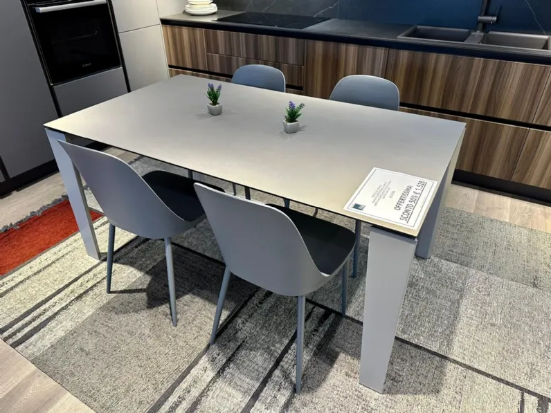 Tavolo Winny Ingenia a prezzo scontato