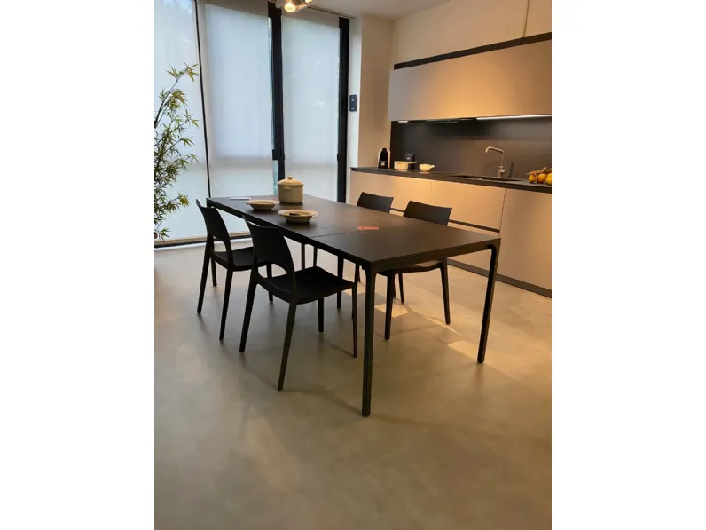 Tavolo rettangolare allungabile Zen Bonaldo a soli 2690€