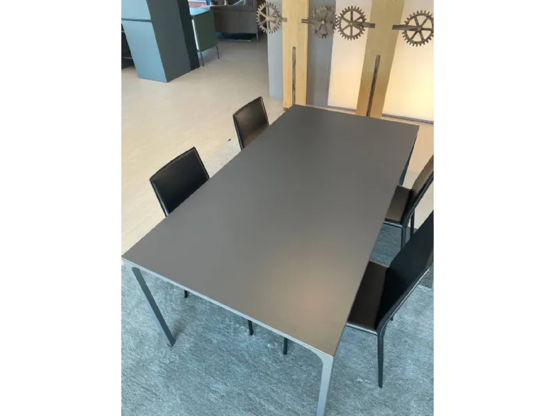 Tavolo Zen Bonaldo in metallo Allungabile