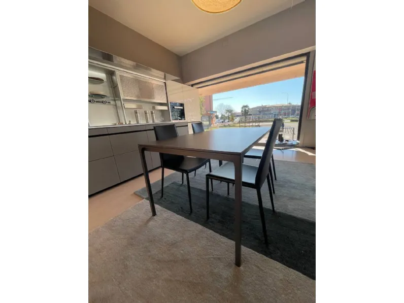 Tavolo Zen Bonaldo in metallo Allungabile