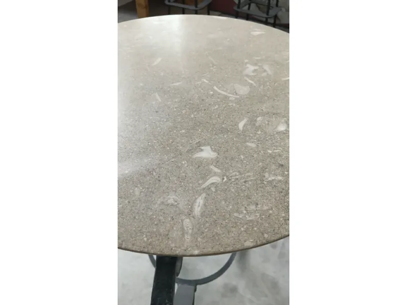 Tavolino grigio fossile marmo del marchio Mya design a prezzi outlet - 30%