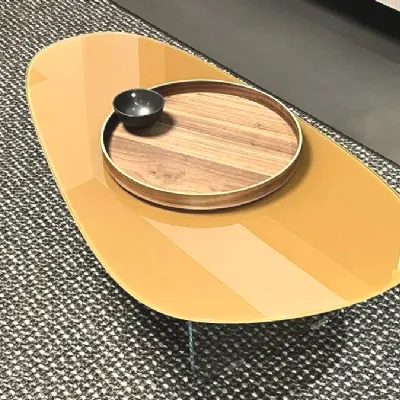 Prezzi ribassati per il tavolino design Tavolino ovale lago pleasure di Lago