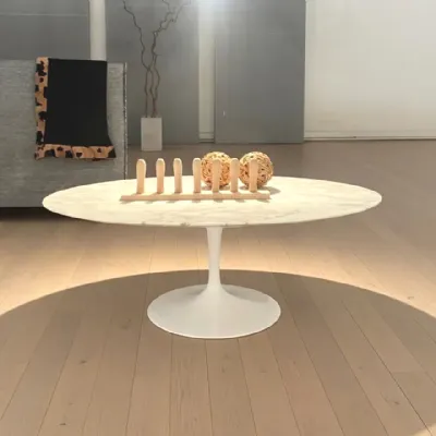 Prezzi ribassati per il tavolino design Tavolino saarinen di Knoll