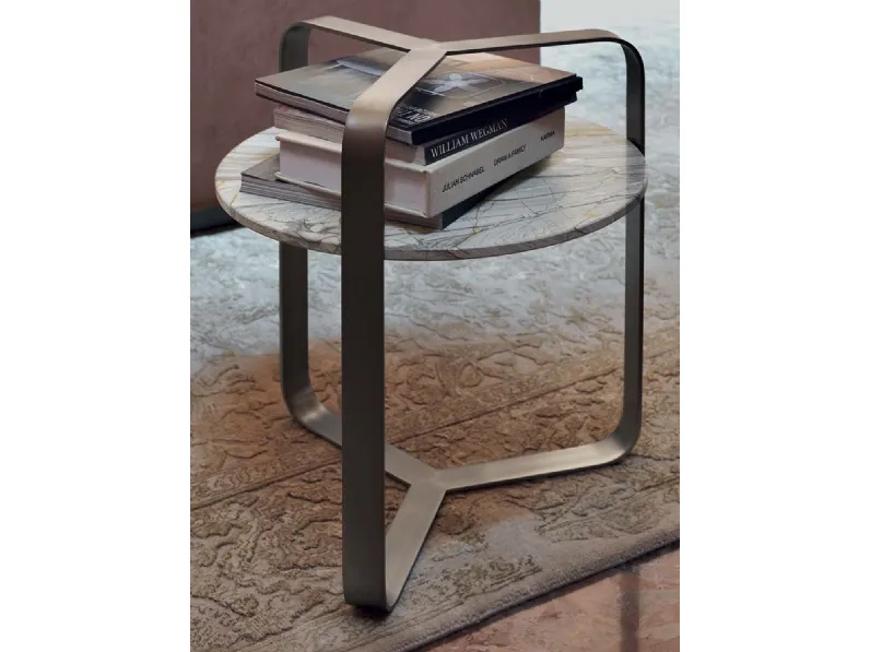 Prezzi ribassati per il tavolino design Yari di Flou 
