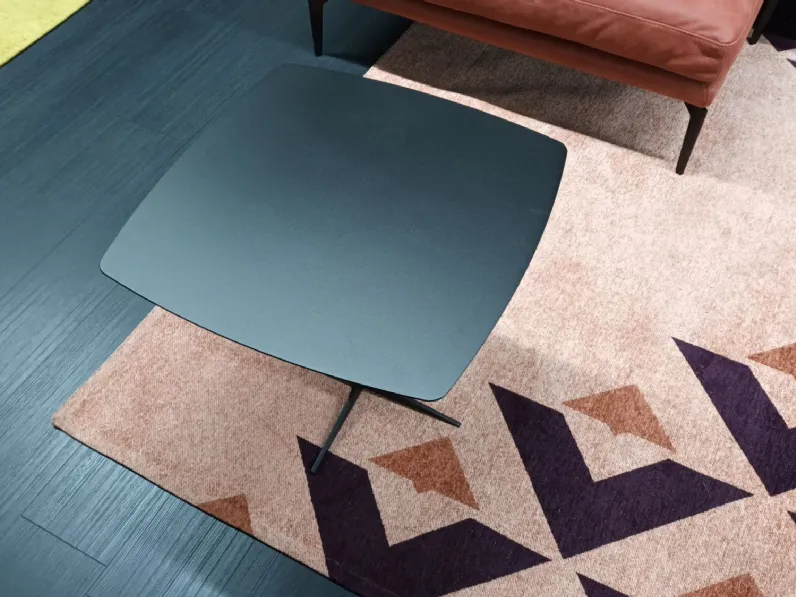 Prezzi ribassati per il tavolino moderno Mac-small di Egoitaliano