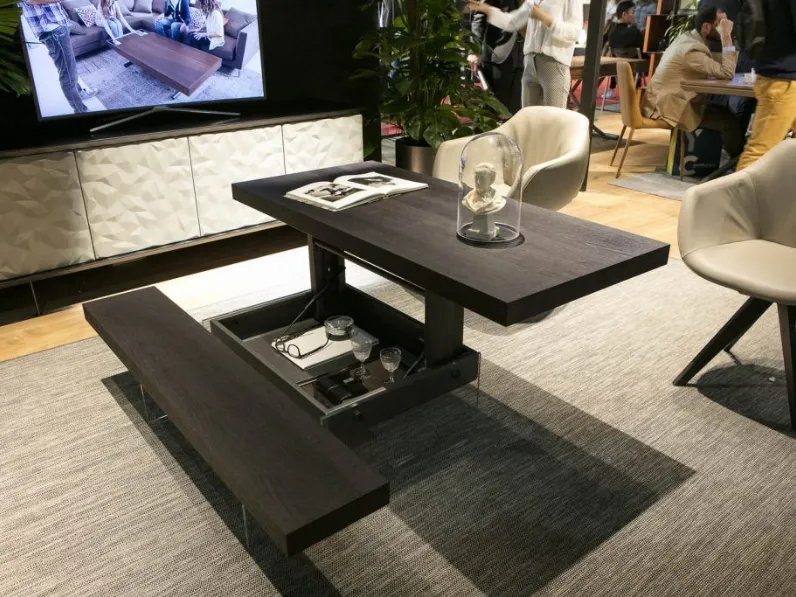 Tavolino Markus dell'azienda Ozzio in offerta - 50%