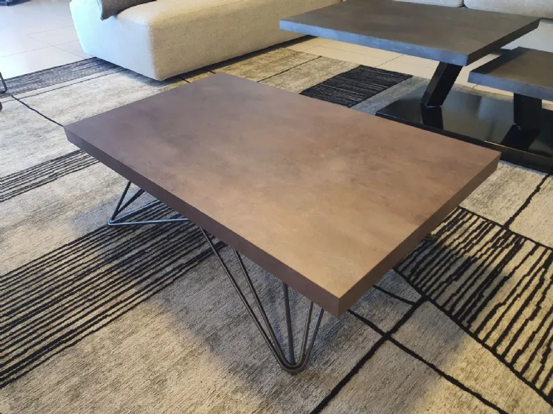 Tavolino moderno Ray corten di Easyline a prezzo ribassato
