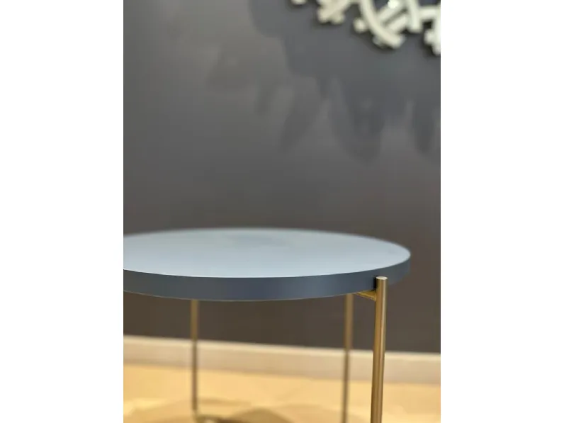 Scopri il Tavolino Even di Maronese acf a prezzo scontato! Un design unico per arredare con stile.
