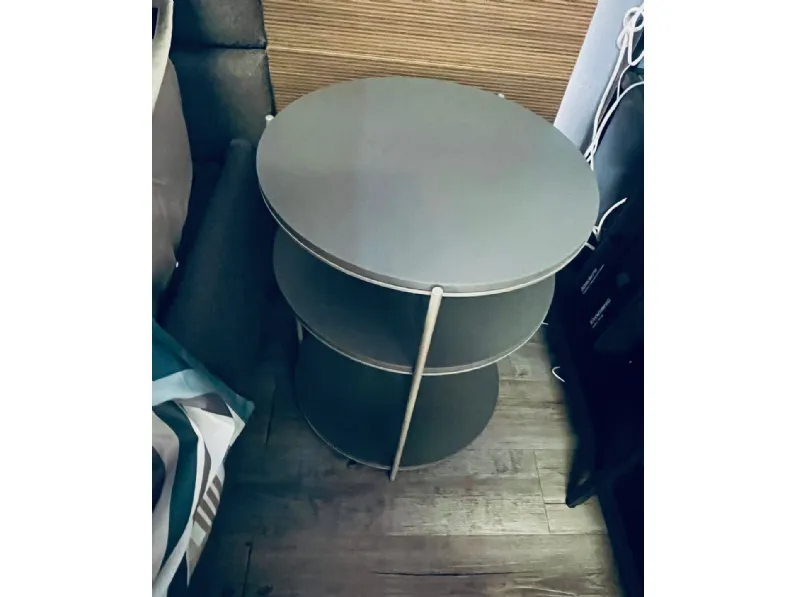 Tavolino design Tavolino polar di Adok a prezzo scontato