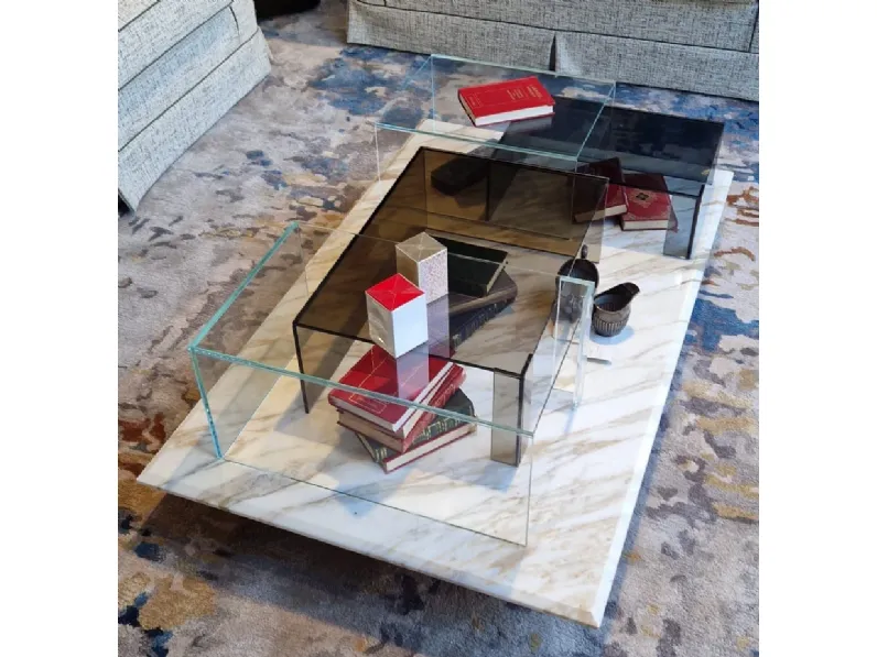 Prezzi ribassati per il tavolino moderno Marble di Artigianale