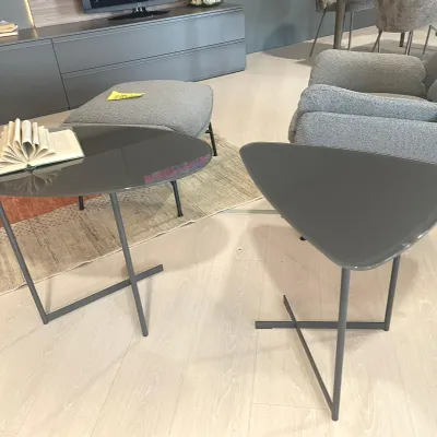 Prezzi ribassati per il tavolino design Tavolini pat di Cattelan italia