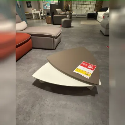Tavolino Tristan del marchio Collezione esclusiva a prezzi outlet - 68%