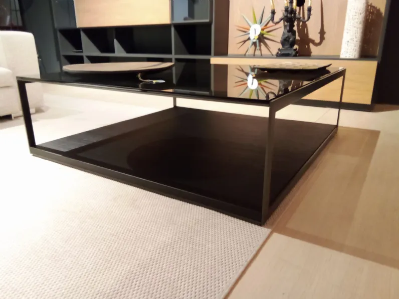 Tavolino Alisee del marchio Molteni & c a prezzi outlet - 35%