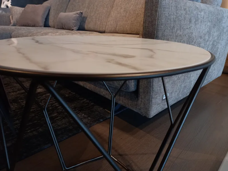 Tavolino design Arbor di Bonaldo a prezzo ribassato