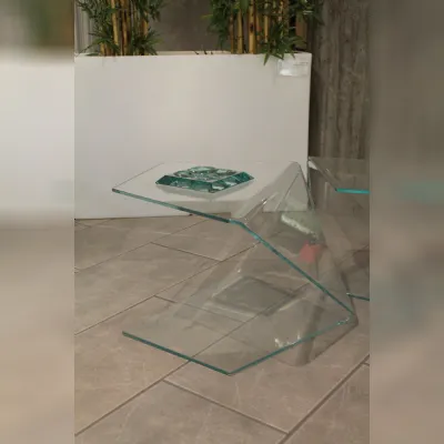 Prezzi ribassati per il tavolino design Design di Glass design