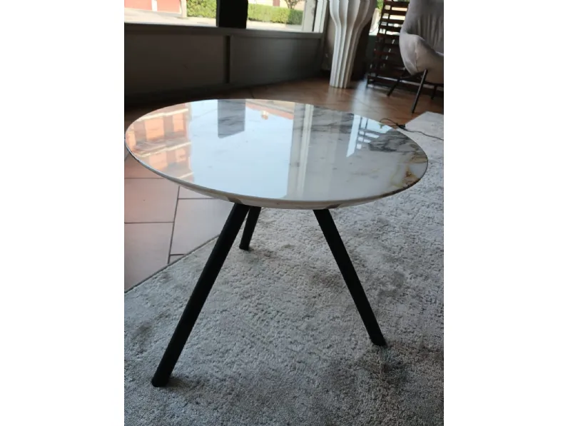 Tavolino design Jill di Bolzan a prezzo scontato