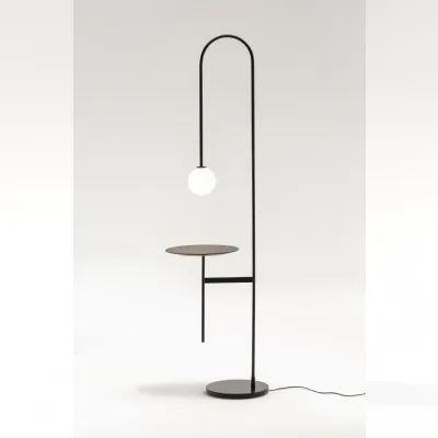 Tavolino design Light with table di Living divani a prezzo scontato