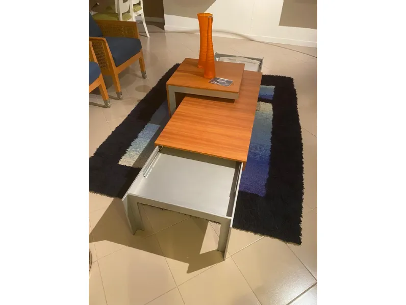 Tavolino design Lineo di Porada a prezzo ribassato