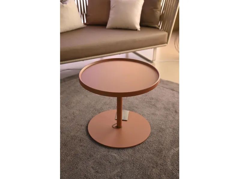Prezzi ribassati per il tavolino design Objects di Kettal