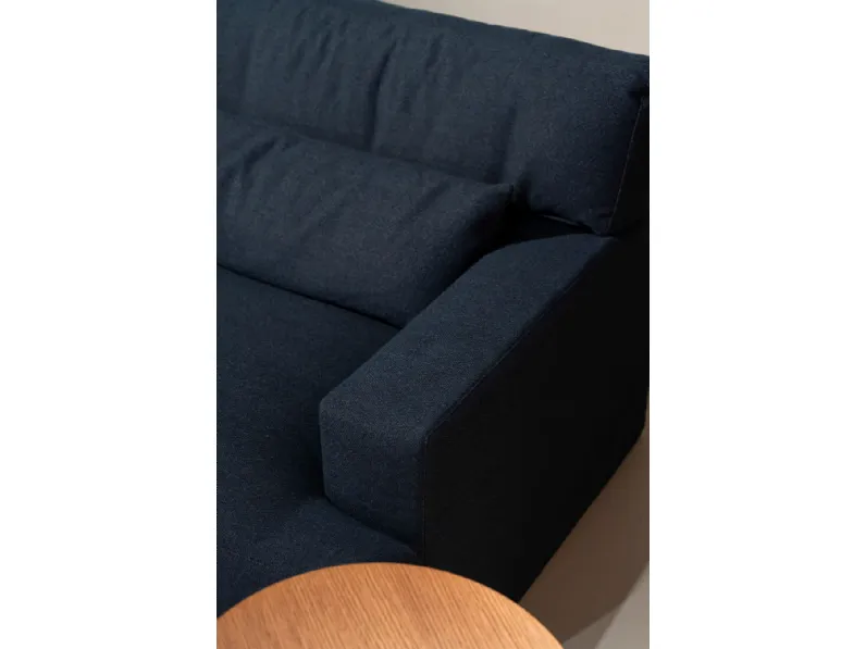 Tavolino design Pek  di Meridiani a prezzo scontato
