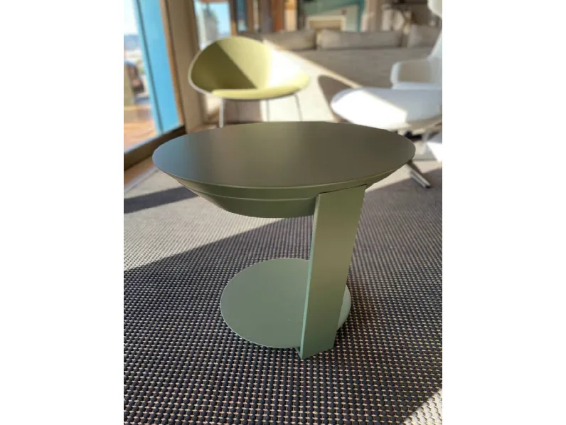 Prezzi ribassati per il tavolino design Point di Presotto
