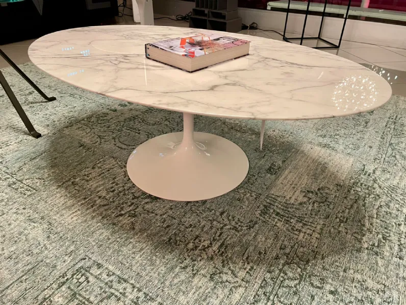 Tavolino design Saarinen tavolino ovale di Knoll a prezzo scontato