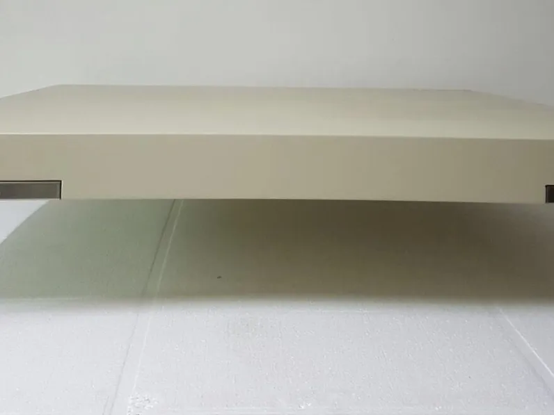 Tavolino design Tavolino romeo 92x92 panna di emaf progetti per zanotta di Zanotta a prezzo ribassato
