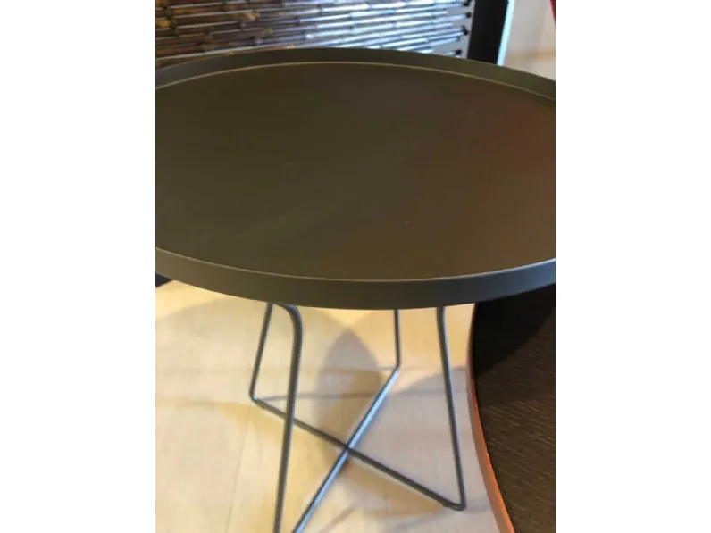 Tavolino design Tuft di Alf. Prezzo scontato. Perf. per interni!