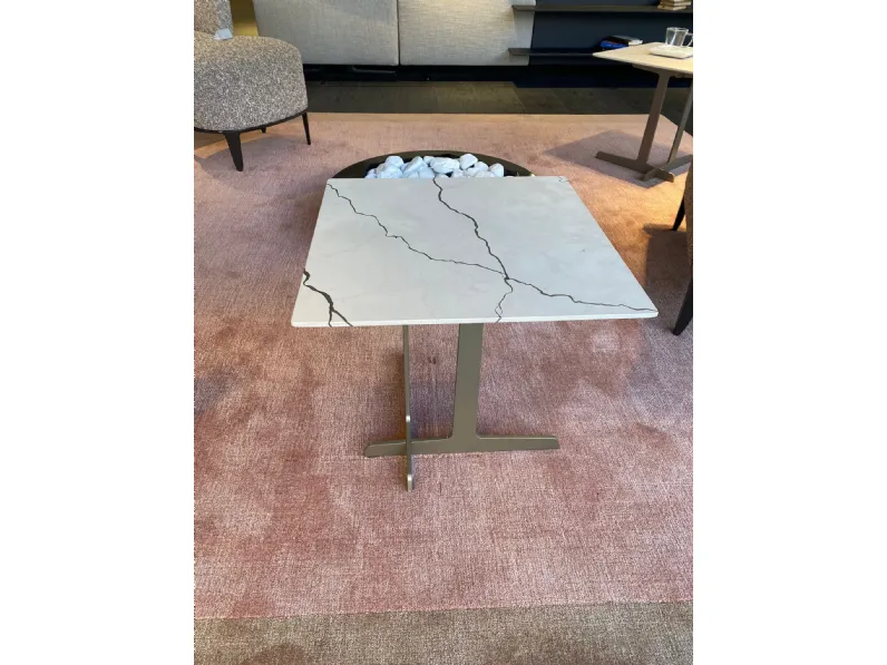 Tavolino Westside  del marchio Poliform a prezzi outlet - 40%