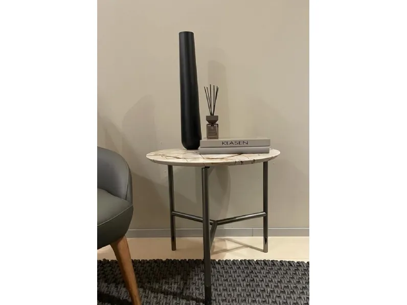 Prezzi ribassati per il tavolino design Iko di Flou