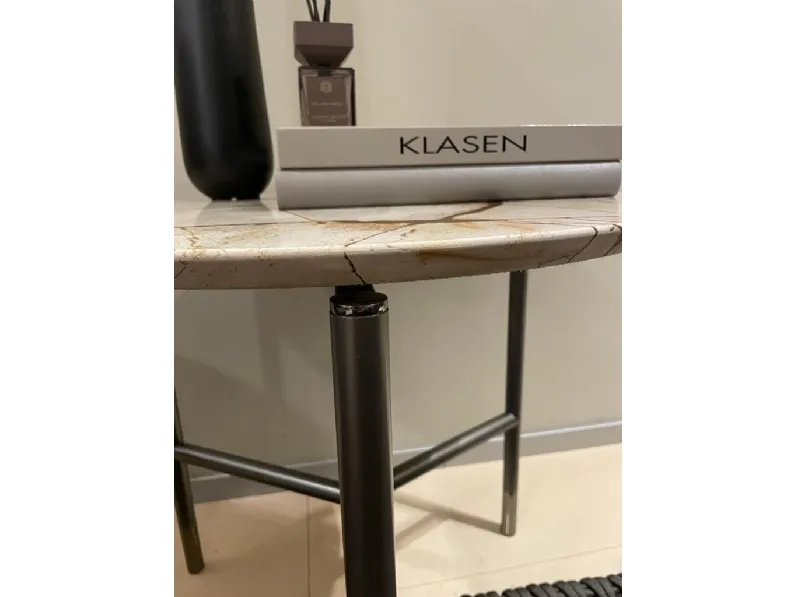 Prezzi ribassati per il tavolino design Iko di Flou