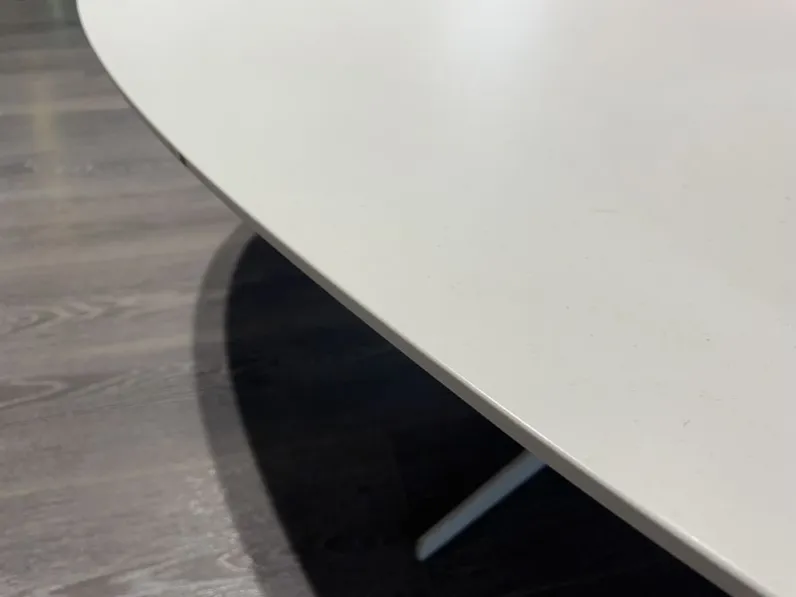 Tavolino in stile design modello Cv 128 lunar di Prezioso con sconti imperdibili