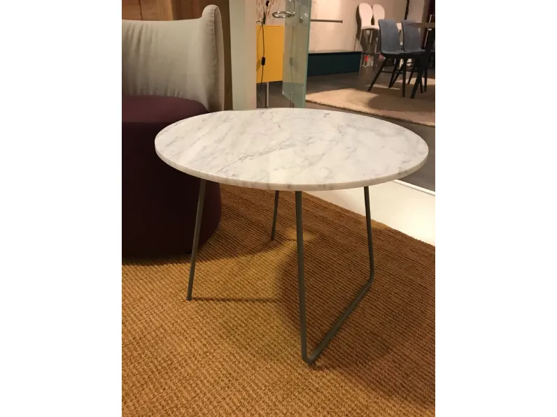 Tavolino in stile design modello Orbis di Novamobili con sconti imperdibili