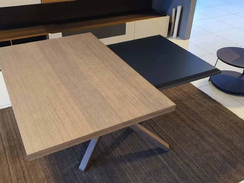 Tavolino in stile design modello Su e giu di Ozzio con sconti imperdibili