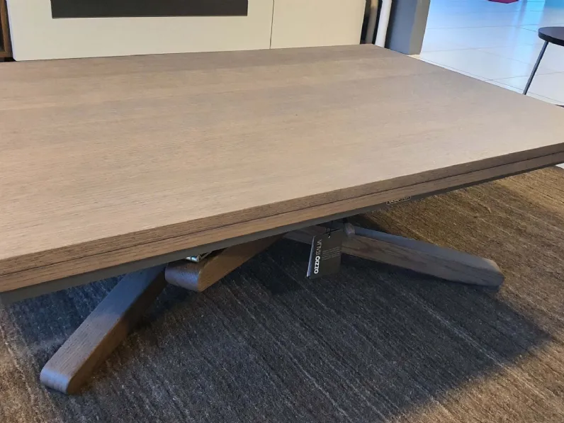 Tavolino in stile design modello Su e giu di Ozzio con sconti imperdibili